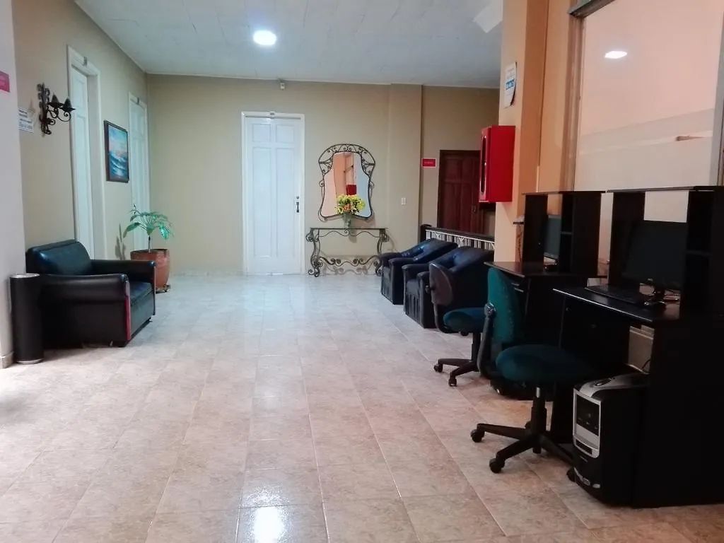 فندق Calle Real ميديلين