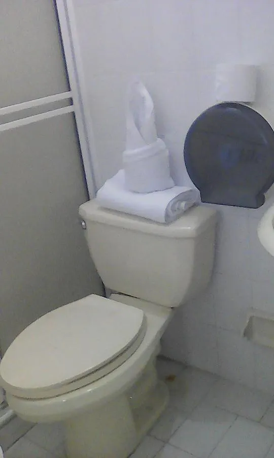 Calle Real Medellin Hotel 3*,  Colombia